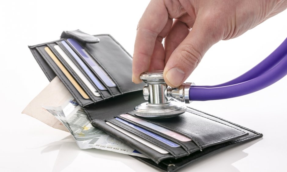 Νοσηλεία σε ιδιωτικό νοσοκομείο - Τι καλύπτει το δημόσιο ταμείο